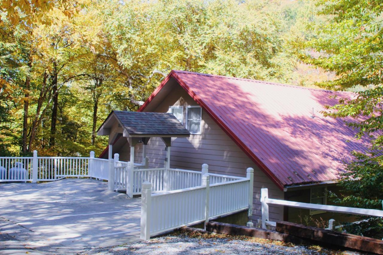The Wanderer Guesthouse Бун Екстериор снимка